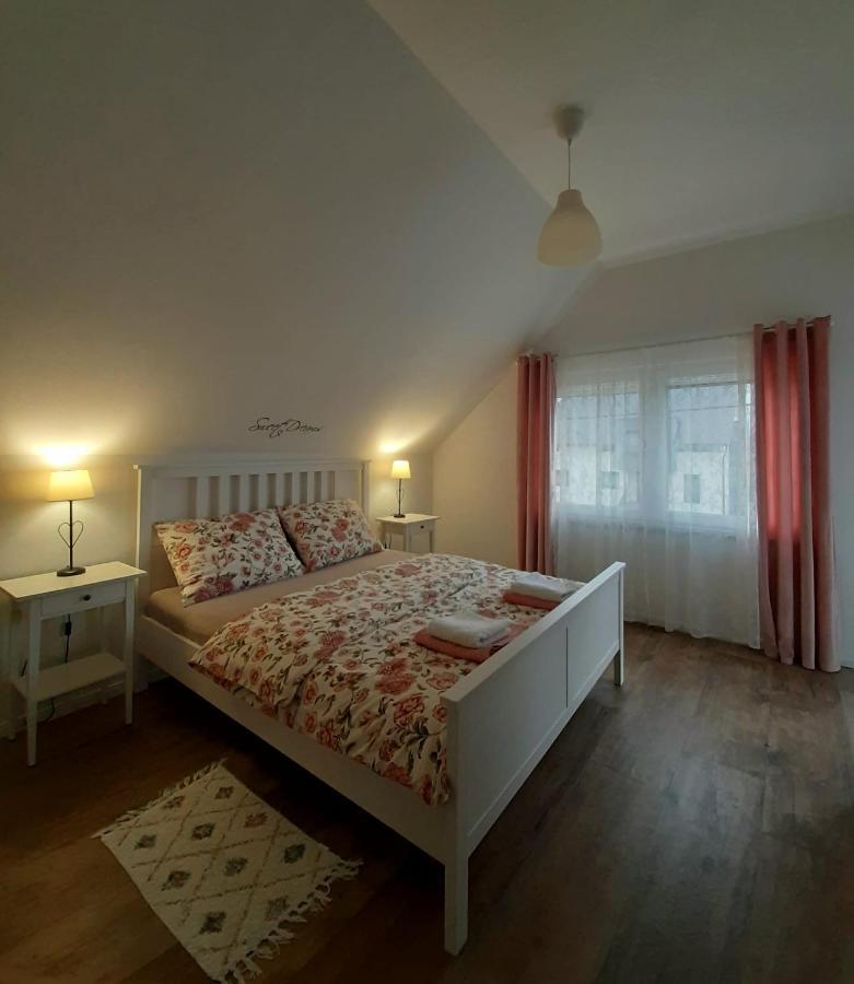 Elegant Inn Gospić Exteriör bild